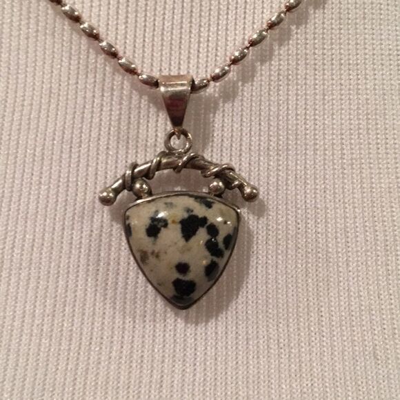 Sajen Offerings Dalmatian leopard jasper pendant - Picture 2 of 2